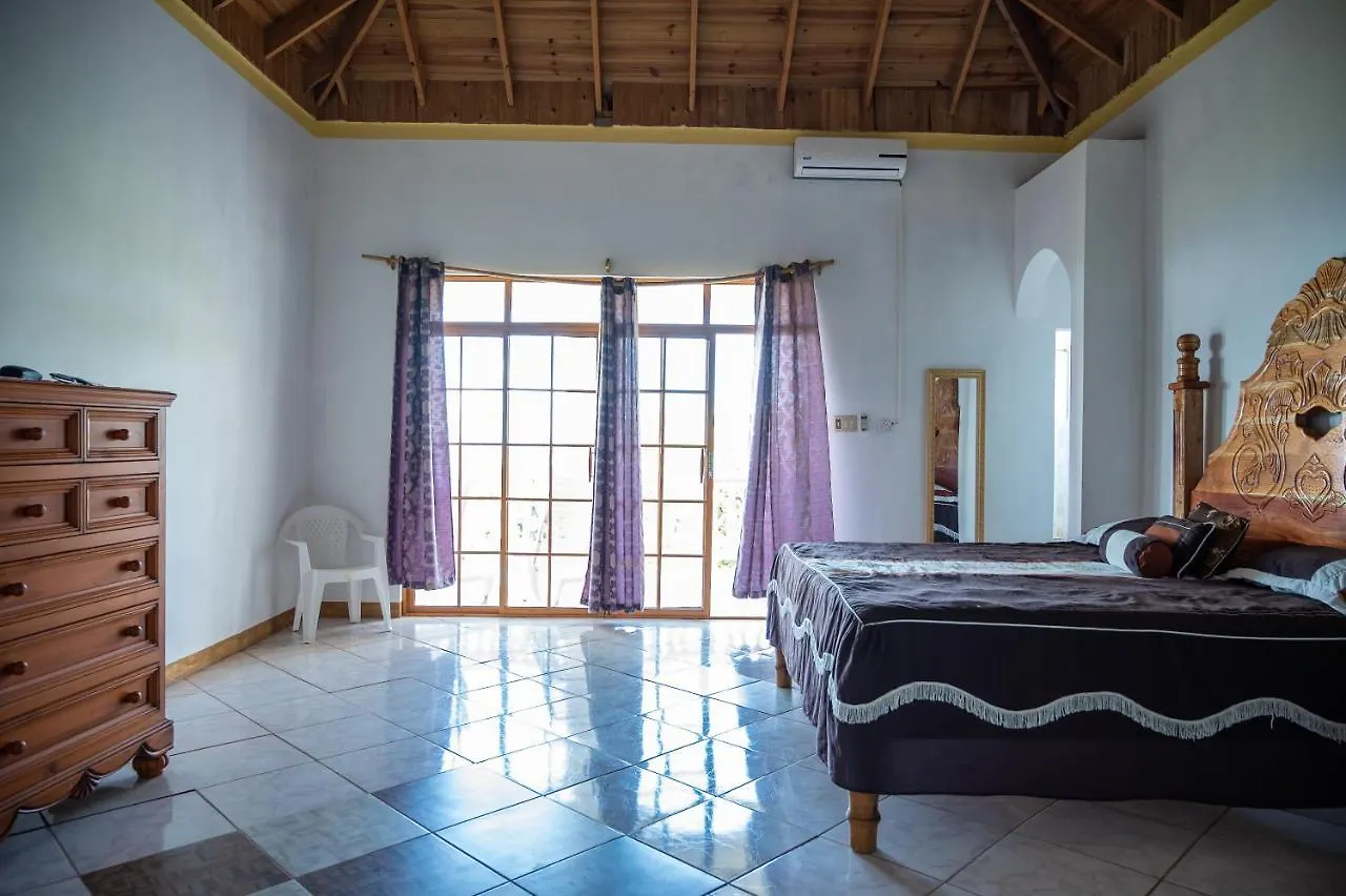 Pensjonat Burg Ann'S Villa Montego Bay Jamajka