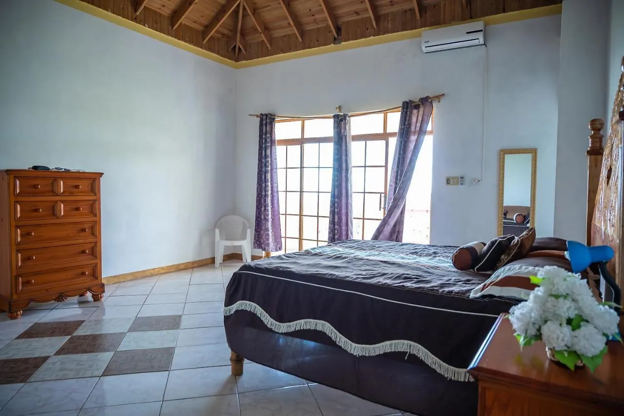 Pensjonat Burg Ann'S Villa Montego Bay Jamajka