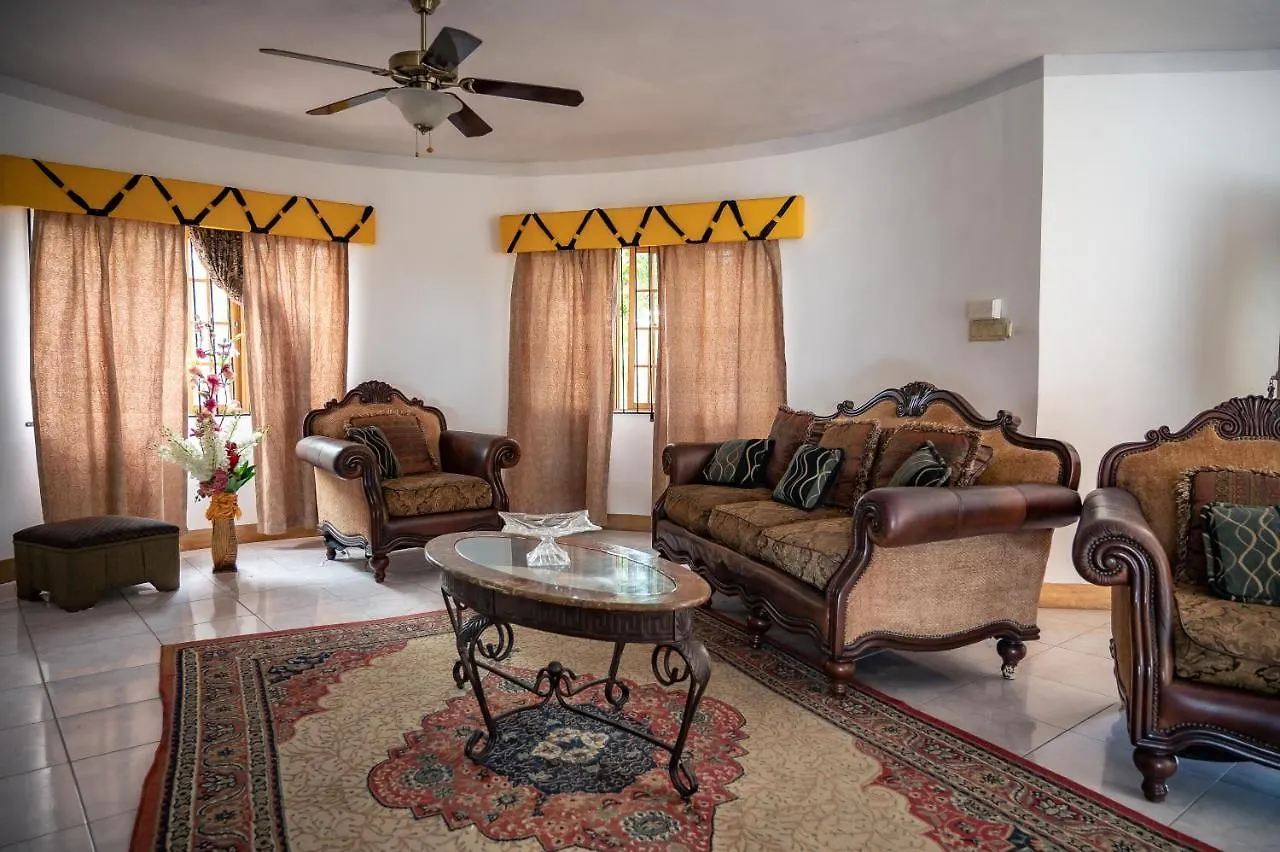 Burg Ann'S Villa Montego Bay Casa de hóspedes